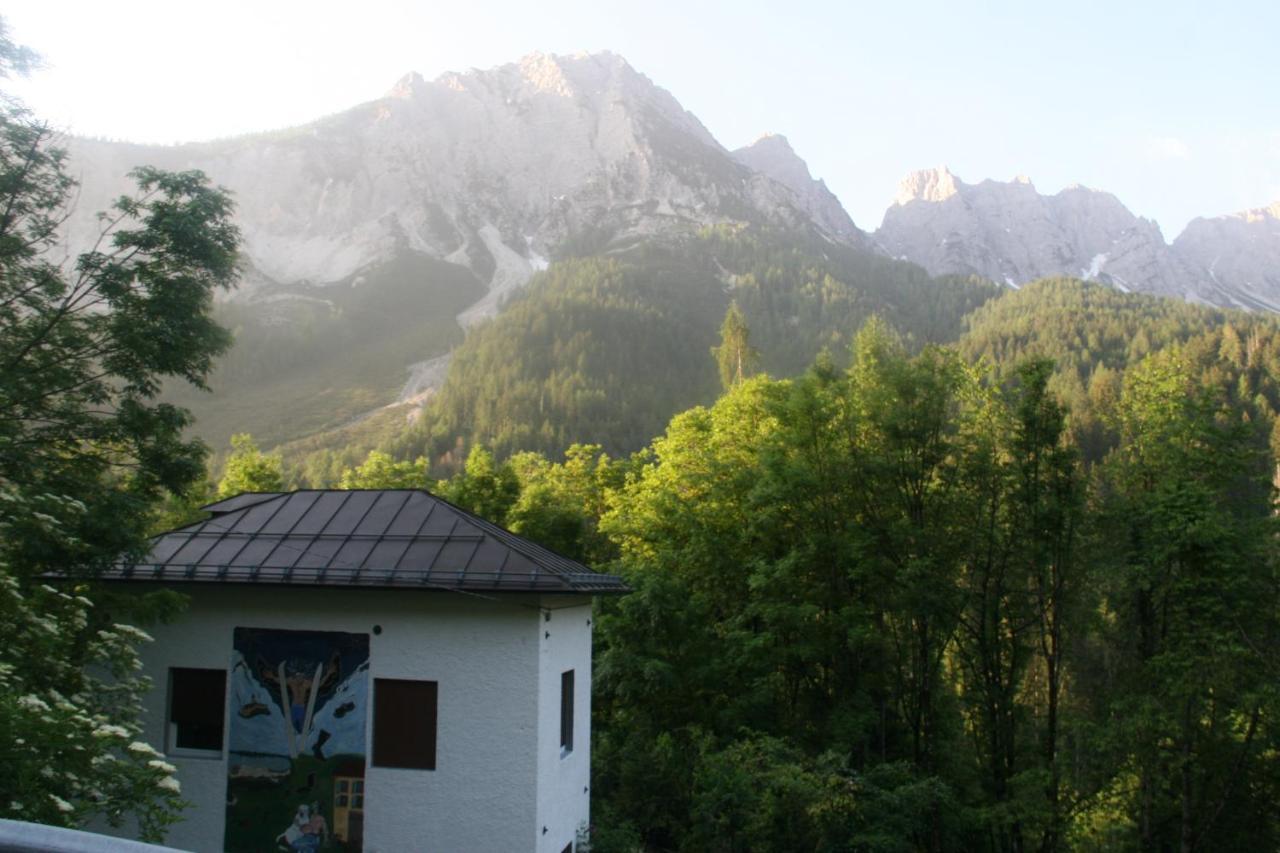 Hotel Dolomiti House Cibiana Exterior foto